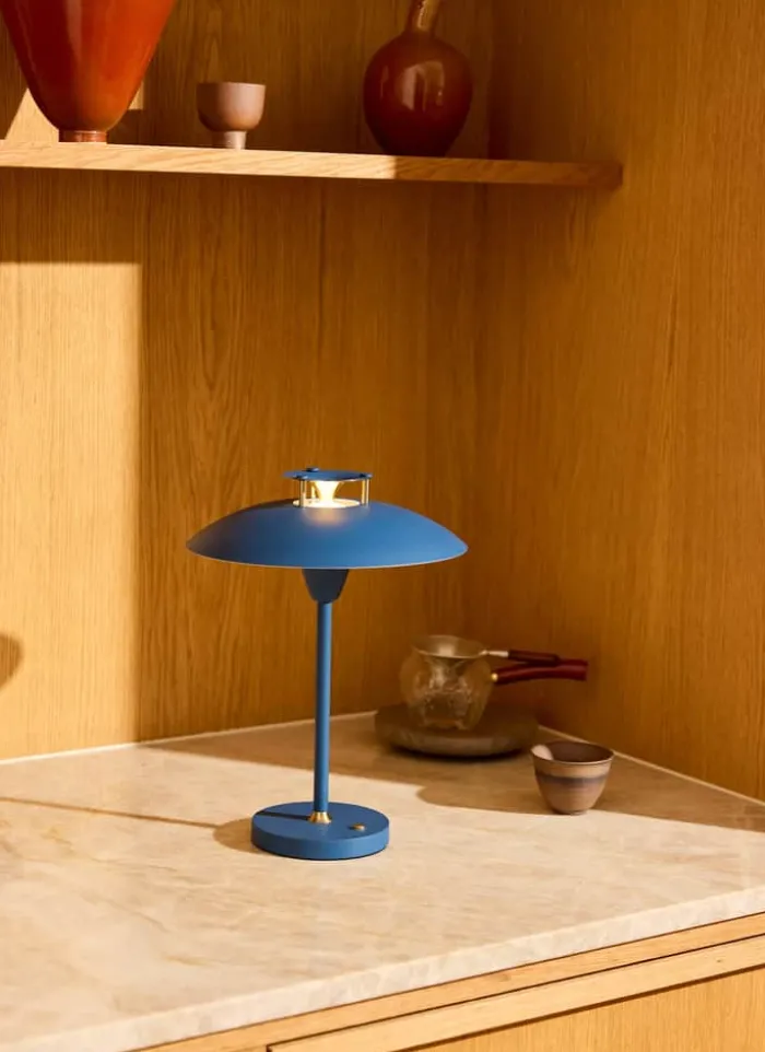 Halo Design Stepp 1-2-3 Transportabel Bordlampe Ø 22 x H 30 cm - LED - Blå