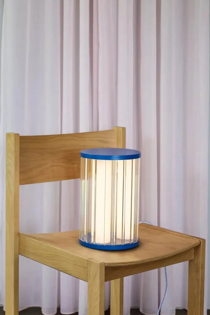 Hübsch Aru Bordlampe Ø 20 x H 30 cm - Glas/jern - Blå