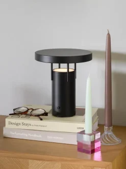 Hübsch Bringme Bordlampe Ø 18 x H 20 cm - Akryl/jern - Sort/mat