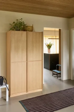 Hübsch Kura Klædeskab H 181 x B 55 x L 100 cm - MDF/egetræ - Natur