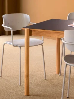 Hübsch Oblique Spisebord H 75 x B 107 x L 190 cm - Linoleum/MDF/egetræ - Sort/natur