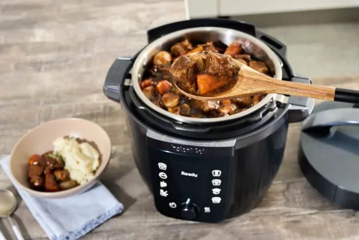 Instant Instant Pot Pro Multicooker 5,7 liter - 1000-1200 Watt - 10 programmer