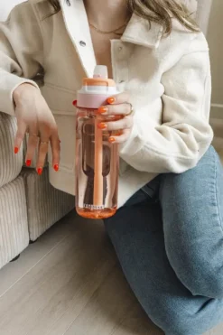 Kambukka Lagoon Vandflaske 750 ml - BPA-fri plastik - Mango Tango