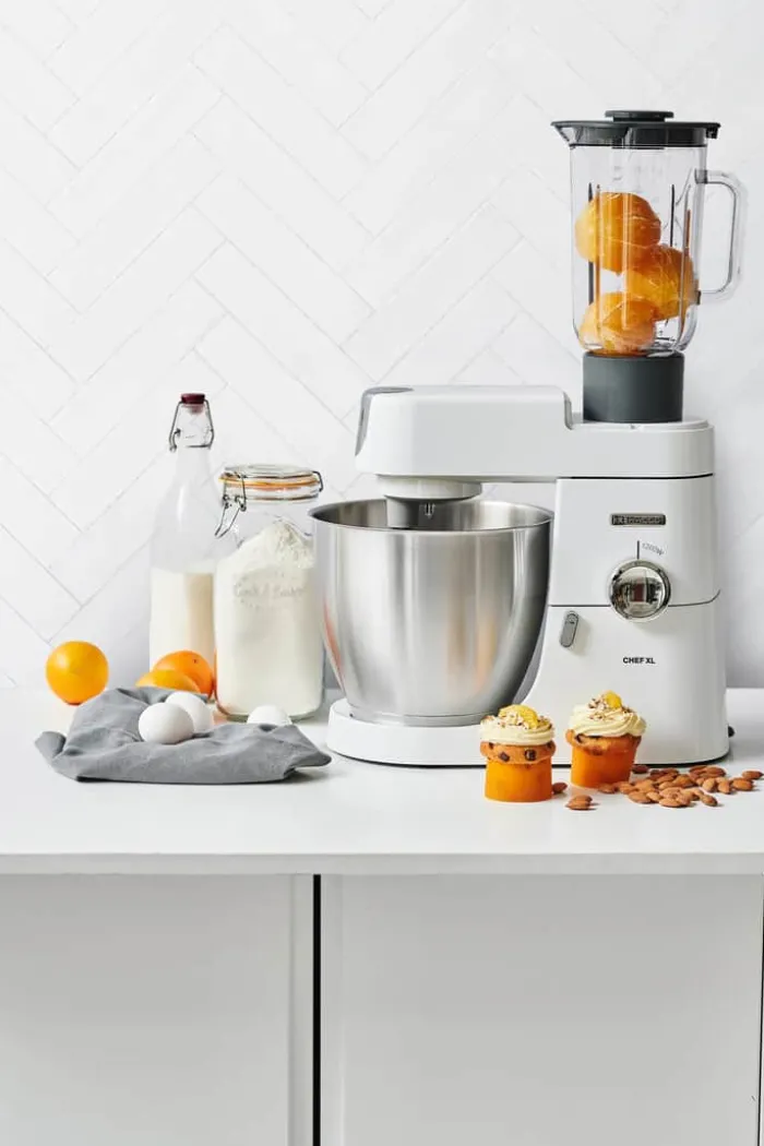 Kenwood Chef XL Køkkenmaskine 6,7 liter - 1200 Watt - Inkl. tilbehør - Hvid