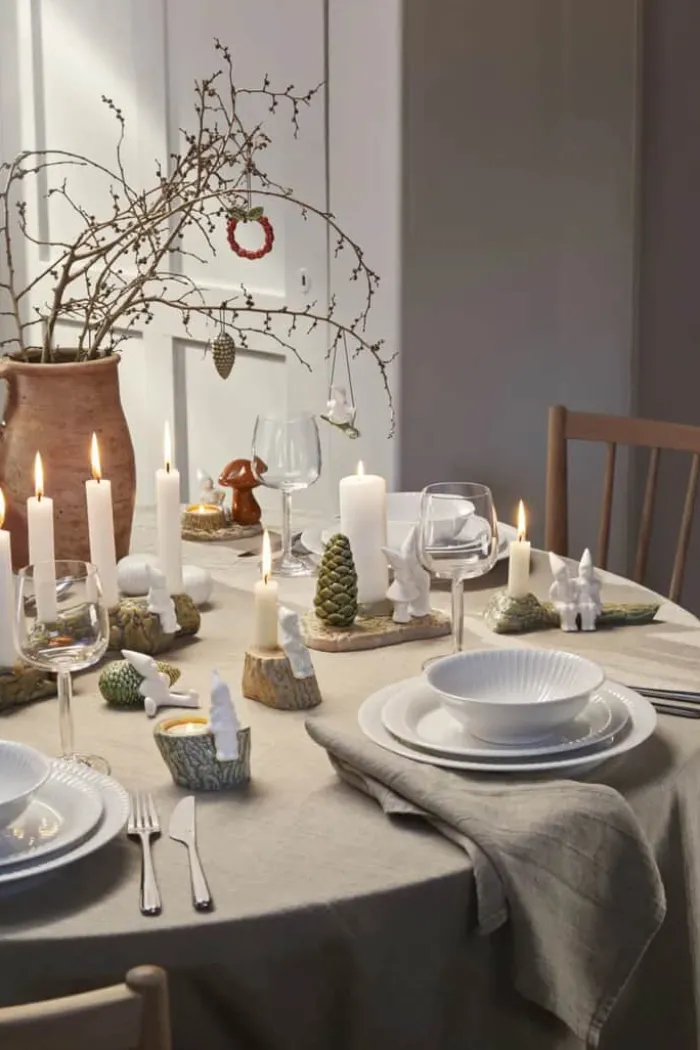 Kähler Christmas Tales Krans H 7 cm - Benporcelæn - Rød