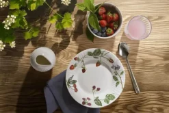 Kähler Hammershøi Sommer Tallerken Ø 22 cm - Keramik - Engblomster