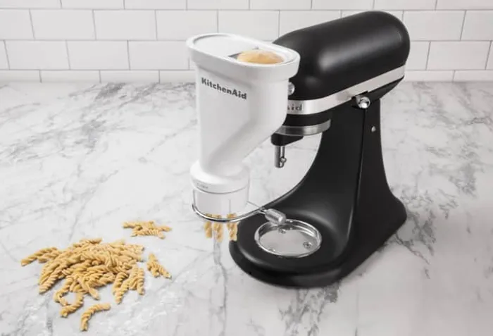 KitchenAid Artisan Røremaskine 5KSM175PSEBK 4,8 liter - Inkl. 5 ekstra dele - 10 hastigheder