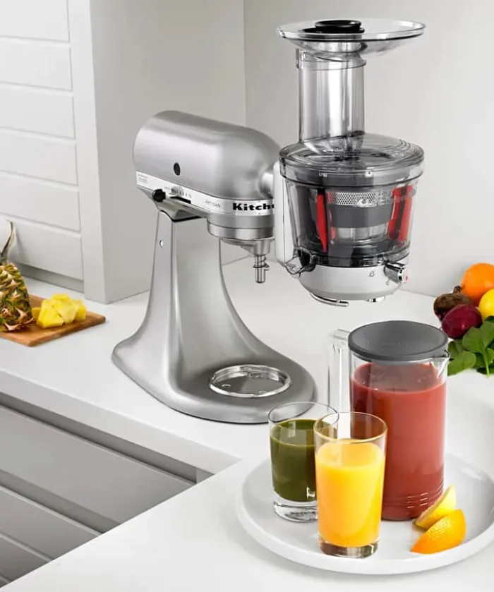 KitchenAid Artisan Slowjuicer H 33 x L 34 cm - Plast - Klar/grå