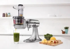 KitchenAid Artisan Slowjuicer H 33 x L 34 cm - Plast - Klar/grå