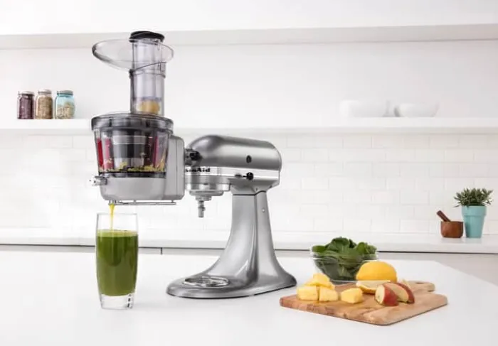 KitchenAid Artisan Slowjuicer H 33 x L 34 cm - Plast - Klar/grå