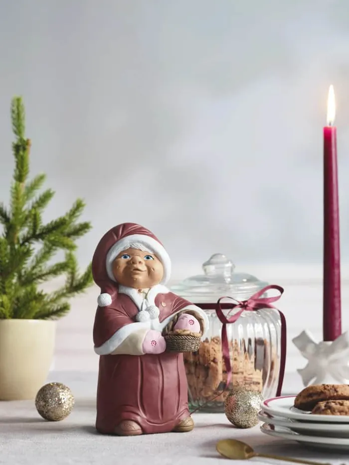 Klarborg Jullemor - 40 års Jubilæum H 20 cm - Polyresin - Multifarvet