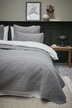 Lene Bjerre Isabelle Sengetæppe B 240 x L 260 cm - Polyester - Grå