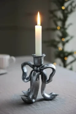 Lene Bjerre Serafina Lysestage H 19,7 cm - Polyresin - Antik sølv