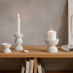 Lyngby Porcelæn Tura Bloklysestage Ø 11,5 cm - Porcelæn - Hvid