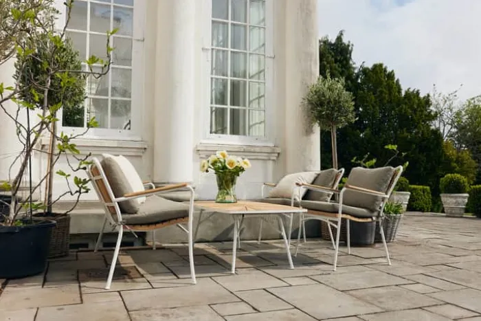 Mandalay Maguerit Loungesæt - 5 dele Aluminium/Teaktræ - Hvid