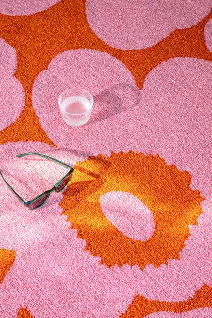 Marimekko by Brink & Campman Unikko Udendørsgulvtæppe B 140 x L 200 cm - Genanvendt PET - Lyserød/orange