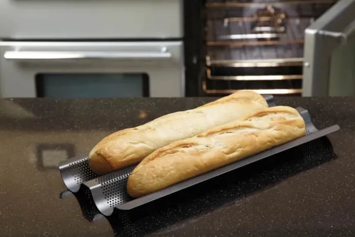 MasterClass Gourmet Baguette Bageform H 2,5 x B 16 x L 39 cm - Aluminium- Sølv