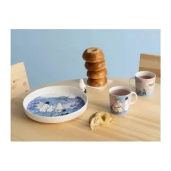Moomin Arabia Krus - Endelig Hjemme 40 cl - Vitroporcelæn - Multifarvet