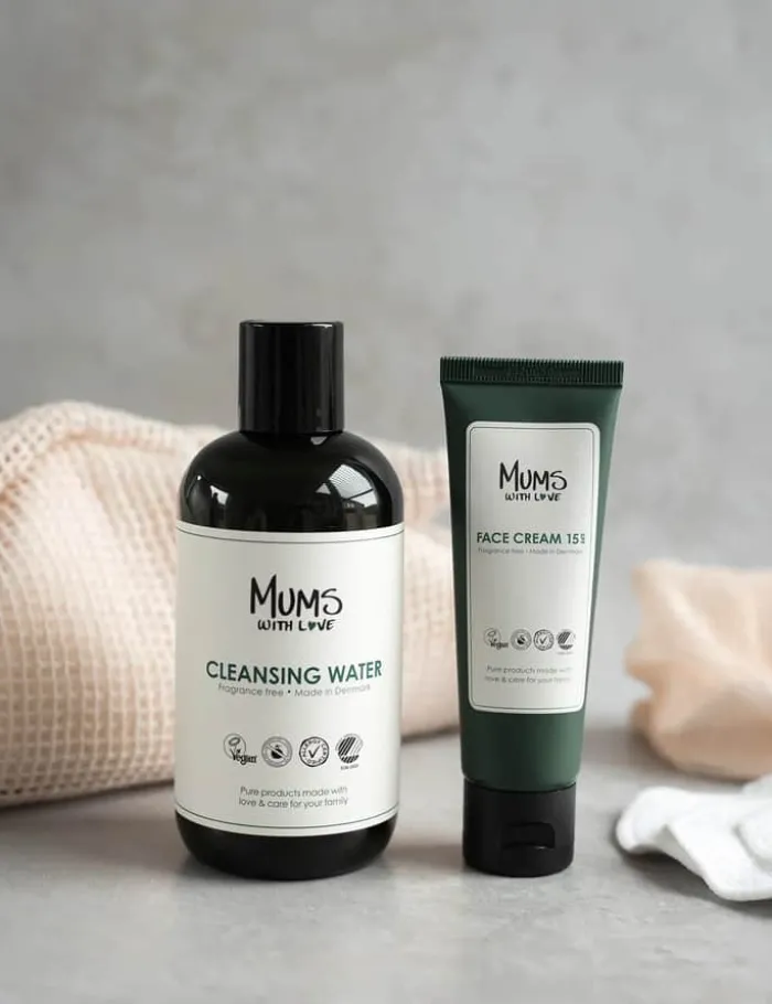 Mums with love Cleansing Water 250 ml - Rensende og nærende - Parfume- og parabenfri