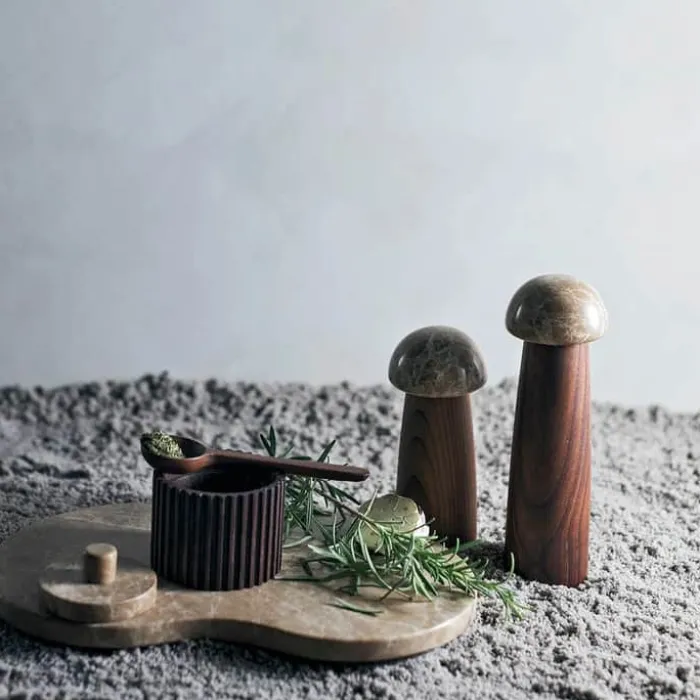 Muubs Yami Kværn H 20 cm - Carboniseret asketre/marmor - Natur