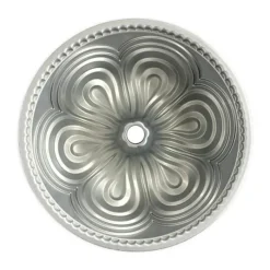 Nordic Ware Chiffon Bundt Kageform H 9,52 x B 24,77 x L 24,77 cm - Aluminium - Sort