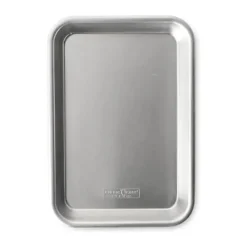 Nordic Ware Eight Sheet Bageplade H 2,9 x B 17,8 x L 25,2 - Aluminium