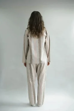 omhu x Mads Barfod Slumber Pyjamasbukser M/L - Satin - Latte