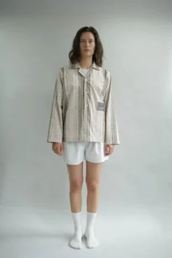 omhu x Mads Barfod Slumber Pyjamasskjorte XS/S - Satin - Latte