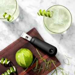 OXO Good Grips Citronrivejern Med non-slip håndtag