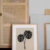 Poster&Frame Plakat - Monstera Deliciosa B 30 x L 40 cm - Papir - Beige