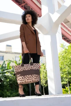 Reisenthel Shopper E1 H 26 x B 50 x L 16,5 cm – Genanvendt polyester – Leo macchiato