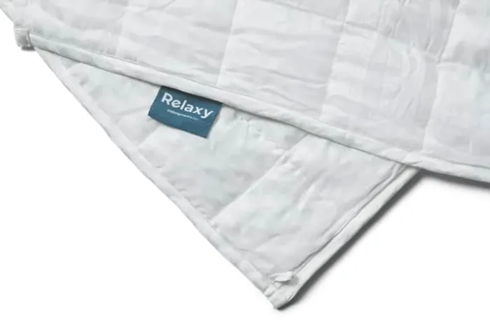 Relaxy Helårs Tyngdedyne B 140 x L 200 cm - Bambus vår/glasperler - 7 kg