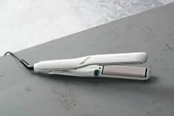 Remington Hydraluxe Pro Glattejern Op til 230 °C - 5 indstillinger - Hvid