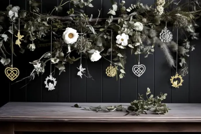 Rosendahl Juleophæng - Vildt hjerte H 8 cm - Zink - Forgyldt