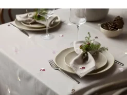Södahl Christmas Hearts Juledug Ø 180 cm - Bomuld - Rød