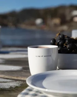 Sögne Krus - Cup Of Survival 30 cl - Porcelæn - Hvid