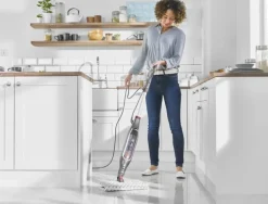 Shark Kick n' Flip Automatisk Damper S6003EU 1200 watt - Vandkapacitet: 375 ml - 8 meter ledningslængde