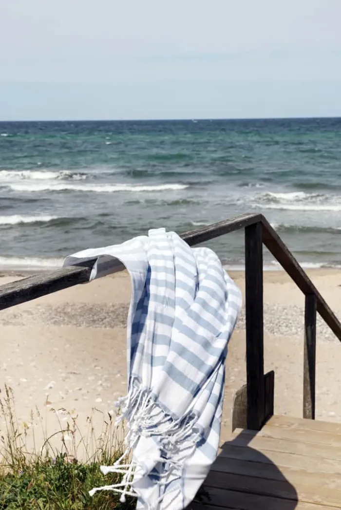 SKAGEN living Hammam Håndklæde B 100 x L 180 cm - Bomuld - Hvid/blå