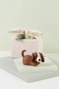 Spring Copenhagen Hundehvalp - Jojo H 5 x L 11,5 cm - Certificeret mahognitræ - Natur