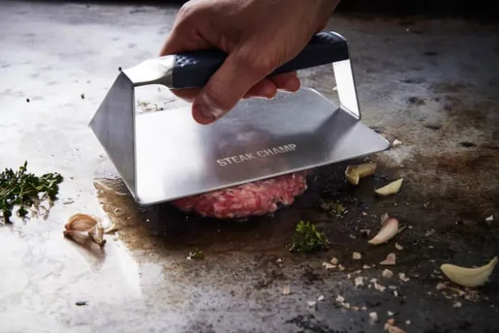 Steak Champ Bøfpresser B 13 x L 19 cm - Rustfrit stål/plastik