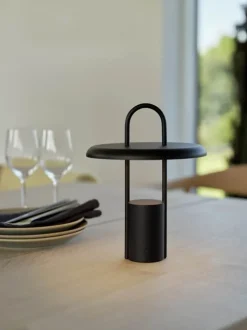 Stelton Pier Transportabel LED-lampe H 25 cm - Jern - Sort