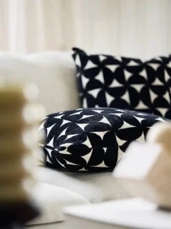 Svanefors Tess Pudebetræk B 45 x L 45 cm - Polyester - Mørkeblå