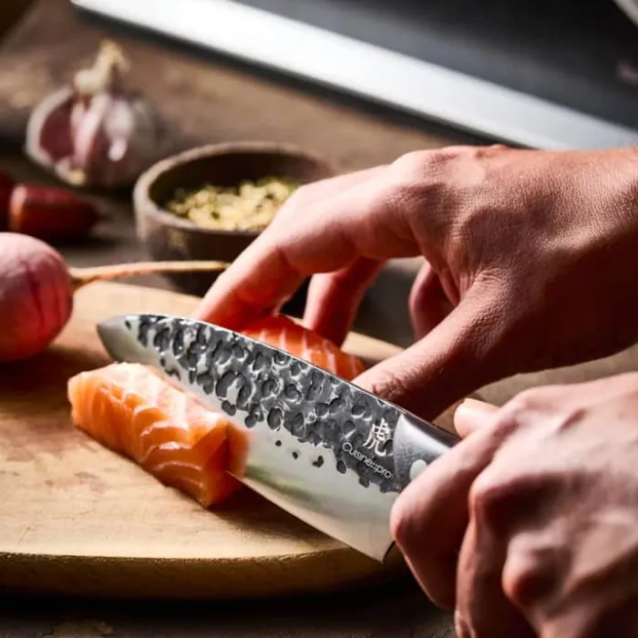 THE CUSTOM CHEF™ Cuisine::pro® Kuroi Kiba™ Knivblok - 7 dele L 17,5/14/15/18/12/9 cm - Japansk rustfrit stål/Pakkatræ - Sort