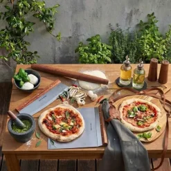 Timm Vladimir Kitchen Pizzabræt B 38 x L 50 cm - Certificeret teak - Natur