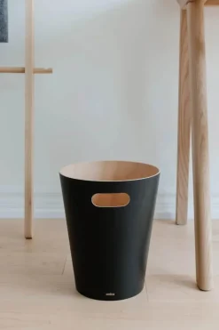Umbra Woodrow Papirkurv H 28 x Ø 23 cm - Træ - Sort