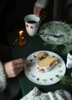Wik & Walsøe Julemorgen Story Middagstallerken - 2 stk Ø 25 cm- Porcelæn - Multifarvet