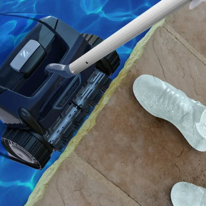 Zodiac Zodiac Freedom Robot Pool Renser CNX-LI 5220 IQ Egnet til alle typer pools - Kabelfri betjening - iAquaLink™-app