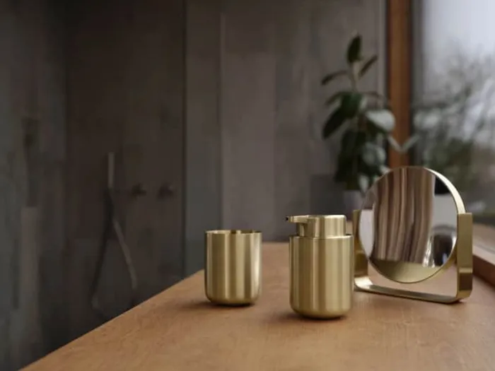 Zone Ume Bordspejl 5 x forstørrelse - Spejlglas/metal - Messing